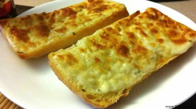 Grilled Gruyère Baguette Sandwiches: My Easy, Budget-Friendly Family Favorite