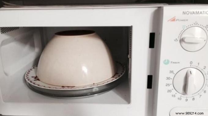 Tired of Microwave Splatter? This Simple Hack Keeps It Clean Every Time