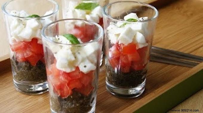 Easy Budget-Friendly Tomato Mozzarella Verrines: A Colorful, Healthy Aperitif