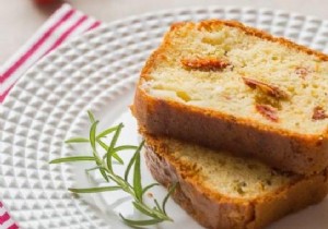 Easy Budget-Friendly Sun-Dried Tomato Savory Cake: Perfect Aperitif Recipe