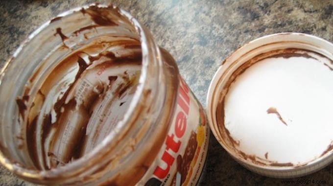 Genius Hack: Use Ice Cream to Scrape Every Last Bit of Nutella from the Jar