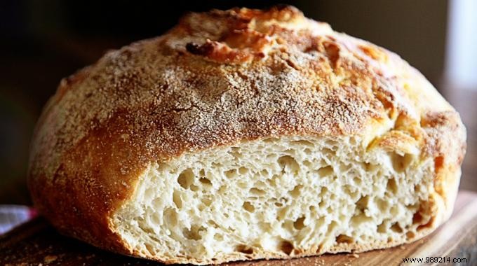 6 Smart Ways to Revive Stale Bread and Cut Kitchen Waste