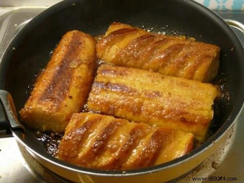 6 Smart Ways to Revive Stale Bread and Cut Kitchen Waste