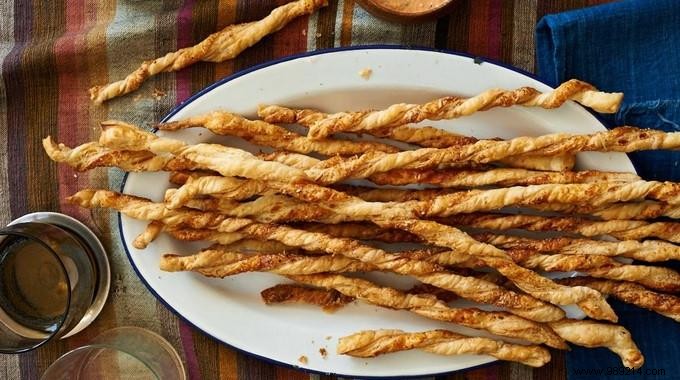 Easy Homemade Puff Pastry Twists: A Budget-Friendly Aperitif Recipe