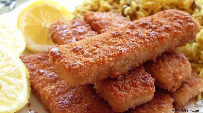 Crispy Homemade Breaded Fish: Our Budget-Friendly Family Recipe