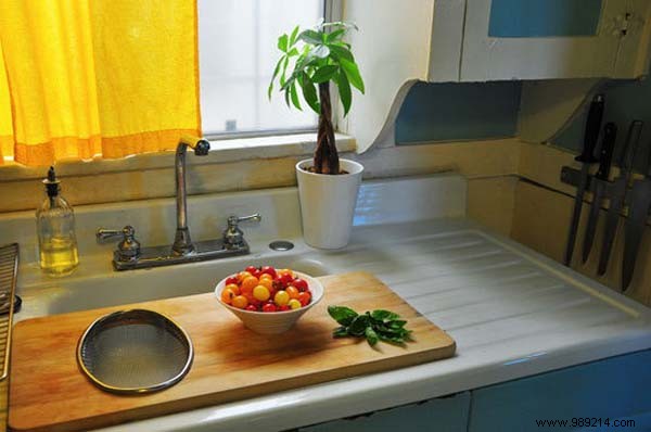 21 Expert Kitchen Space-Saving Hacks for a Clutter-Free Workspace
