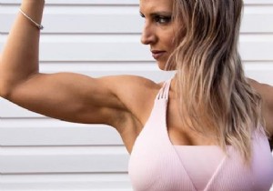 Build Strong Abs with This Free Chair Exercise – No Equipment Needed