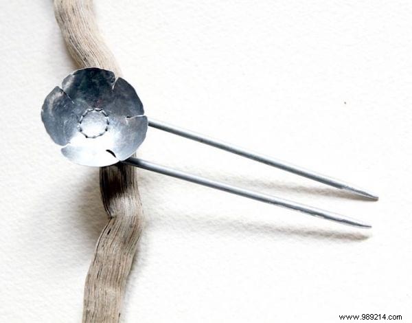 Stop Wasting Toothpaste: The Simple Hair Clip Hack That Maximizes Every Tube