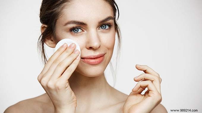 3 Essential Steps to Gently Cleanse Your Face Without Irritating Your Skin