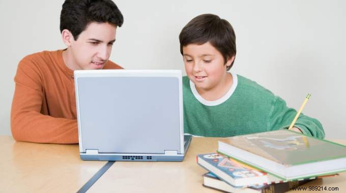Free Homework Help Online: Cyberpapy.com Connects Students with Grandparents