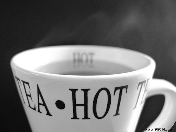 Hydrate Your Skin Naturally and for Free: The Simple Tea Steam Method