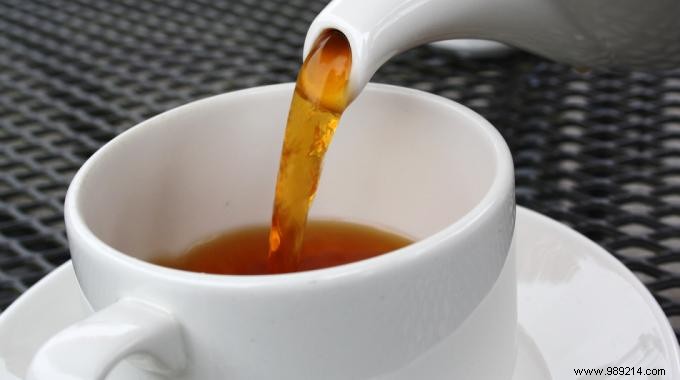 Hydrate Your Skin Naturally and for Free: The Simple Tea Steam Method