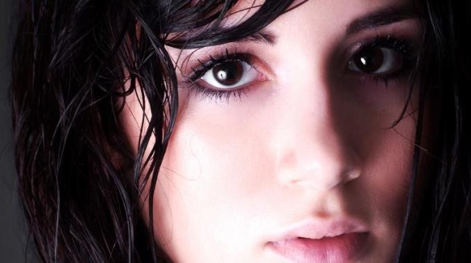 DIY Natural Makeup Remover: My Proven Recipe with Hemp Oil and Lime Water