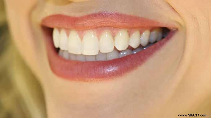 3 Proven Natural Salt Methods for Whiter Teeth at Home