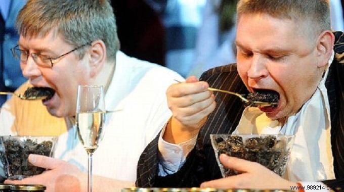 Lower Cholesterol Naturally: Swap Sugar for Antioxidant-Rich Honey