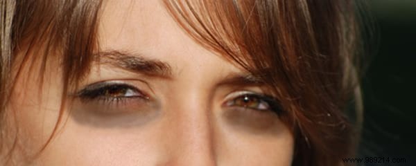 9 Proven Beauty Uses for Coffee Grounds Backed by Natural Skincare Expertise