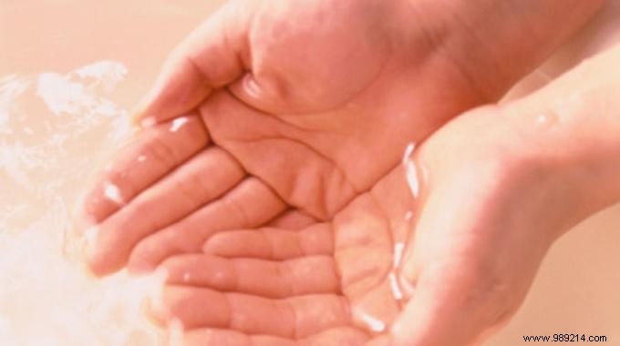 Achieve Silky Soft Hands with This Proven 10-Minute Home Trick