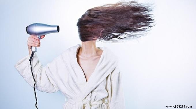 3 Proven Natural Remedies to Restore Dry, Damaged Hair