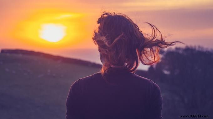 7 Morning Habits Healthy People Follow for Energy, Focus, and Joy