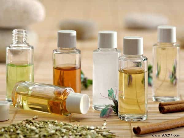 16 Time-Tested Natural Remedies for Sore Throat Relief