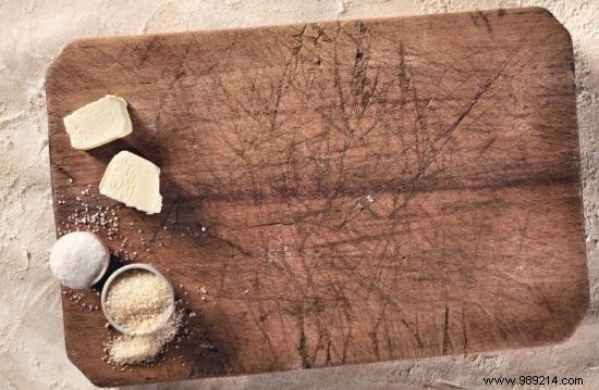 Wooden vs. Plastic Cutting Boards: Which is Safer for Your Health?