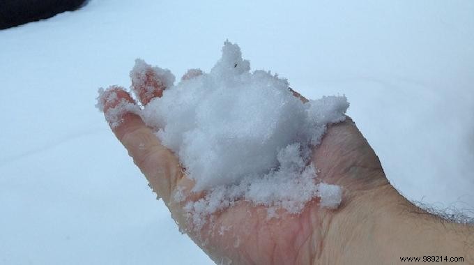 Quick Natural Chilblains Remedy: Expert Massage Oil Recipe