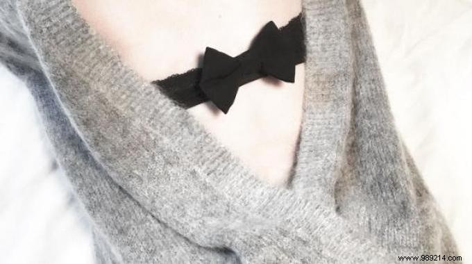 Chic Hack: Hide Your Bra Clasp on Backless Outfits with a Stylish French Bow