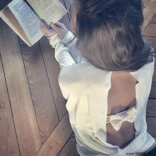 Chic Hack: Hide Your Bra Clasp on Backless Outfits with a Stylish French Bow