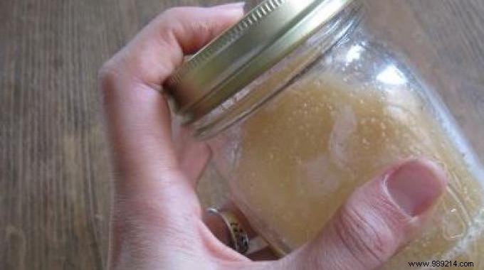 Banish Bad Breath Naturally: A Proven Honey Mouthwash Remedy
