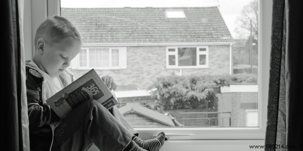 10 Science-Backed Benefits of Reading Every Day: Sharpen Your Mind and Reduce Stress