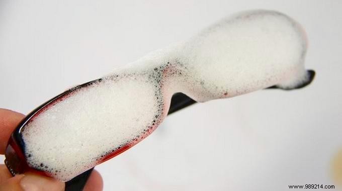 Keep Your Glasses Spotless 3x Longer: The Proven Dish Soap and Vinegar Cleaning Method