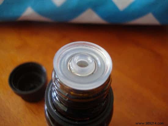 Ylang-Ylang Essential Oil: Key Benefits, Uses, and Proven Recipes