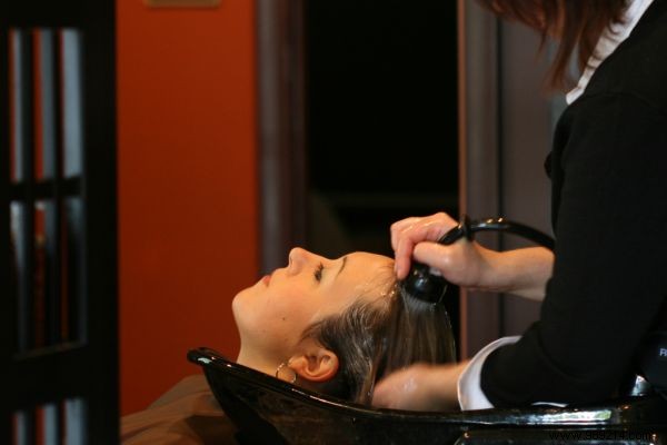 Achieve Salon-Quality Hair Color at Home: Expert Step-by-Step Guide