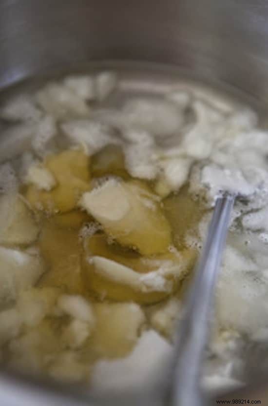 Easy Homemade Shaving Foam Recipe: Natural, Soothing Relief for Sensitive Skin