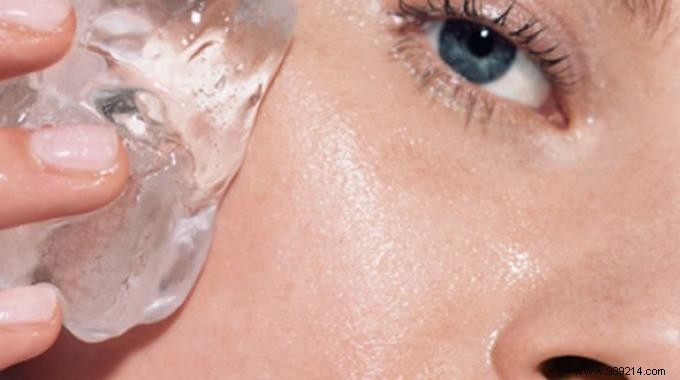Expert Beauty Tip: Make Your Makeup Last All Day with a Simple Ice Cube Trick