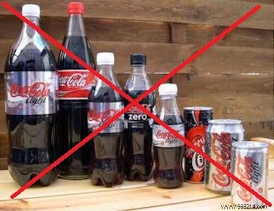 9-Year University of Iowa Study Links Diet Soda Consumption to Elevated Cardiovascular Risks in Women