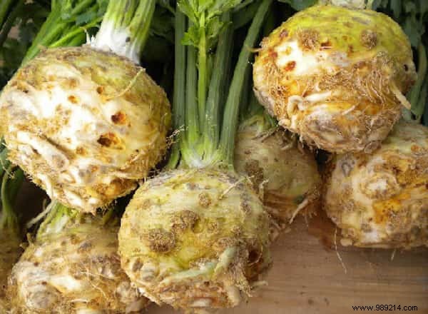 Top 10 Fruits and Vegetables Highest in Pesticide Residues: EFSA Insights