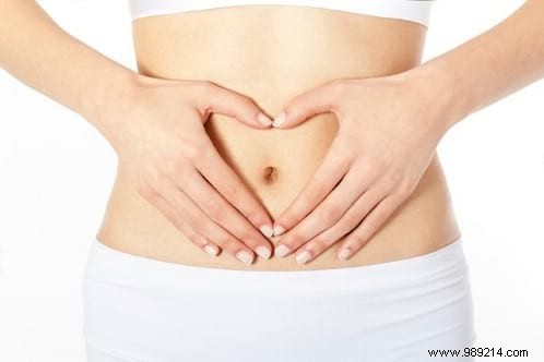 20 Proven Castor Oil Uses for Health, Beauty, Hair, Skin, and Home