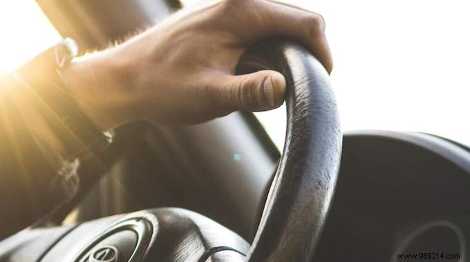 Essential Car Maintenance Tips: Proven Steps to Avoid Breakdowns and Save Money