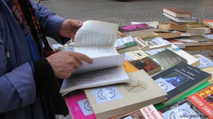Read Books for Free: Discover the Circul Livre Book Exchange Network