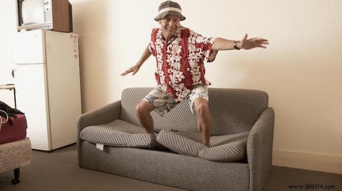 7 Trusted Platforms for Free Accommodation Worldwide: House Sitting, Volunteering & More