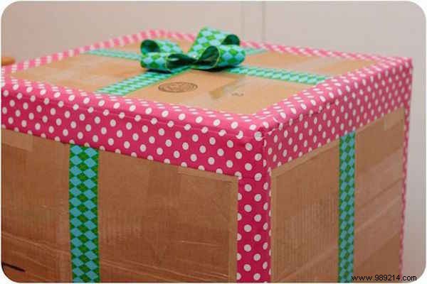 Save on International Parcels: Colissimo s Economic Shipping (Dom-Tom Only)