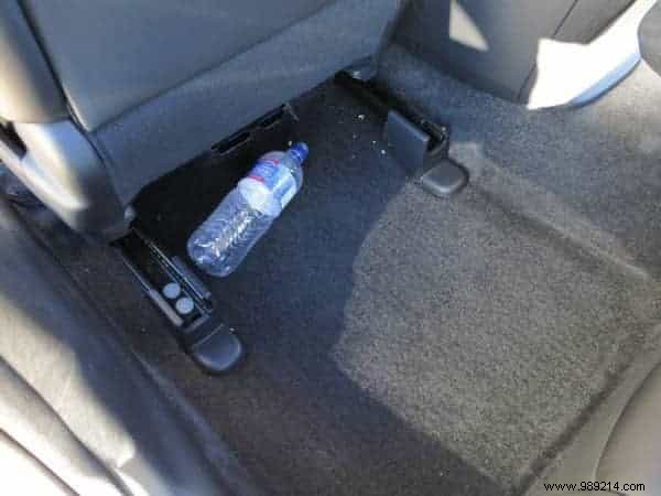 23 Expert Tips for a Spotless Car: Proven Cleaning Hacks from Auto Pros