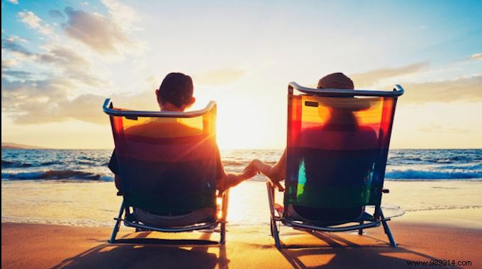 10 Expert Tips to Travel Smarter, Cheaper, and Safer