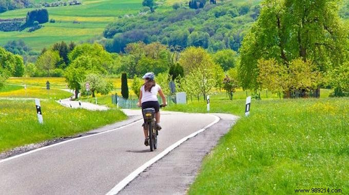 Germany Launches 100km Car-Free Cycle Path Linking 10 Cities