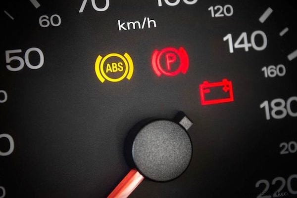 Car Dashboard Warning Lights: Complete Guide to Symbols and Meanings