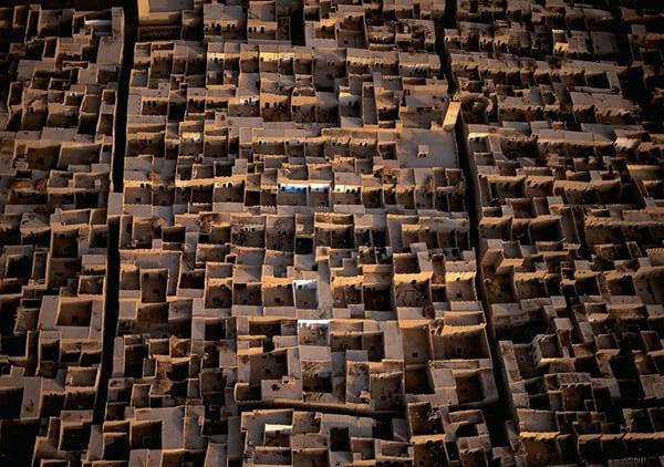 35 Breathtaking Aerial Landscapes by Renowned Photographer Yann Arthus-Bertrand