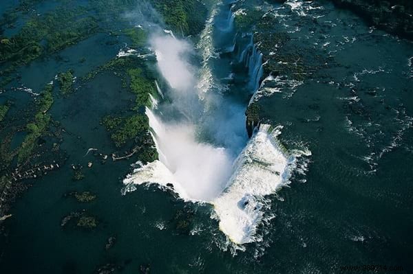 35 Breathtaking Aerial Landscapes by Renowned Photographer Yann Arthus-Bertrand