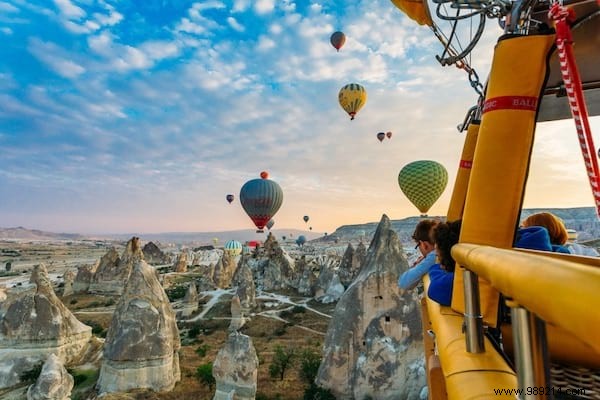 30 Must-See Bucket-List Destinations Around the World