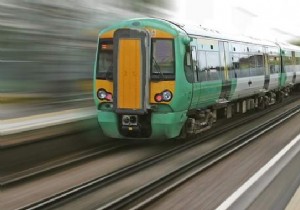 Save Time and Money: Switch to Public Transport for City Commutes